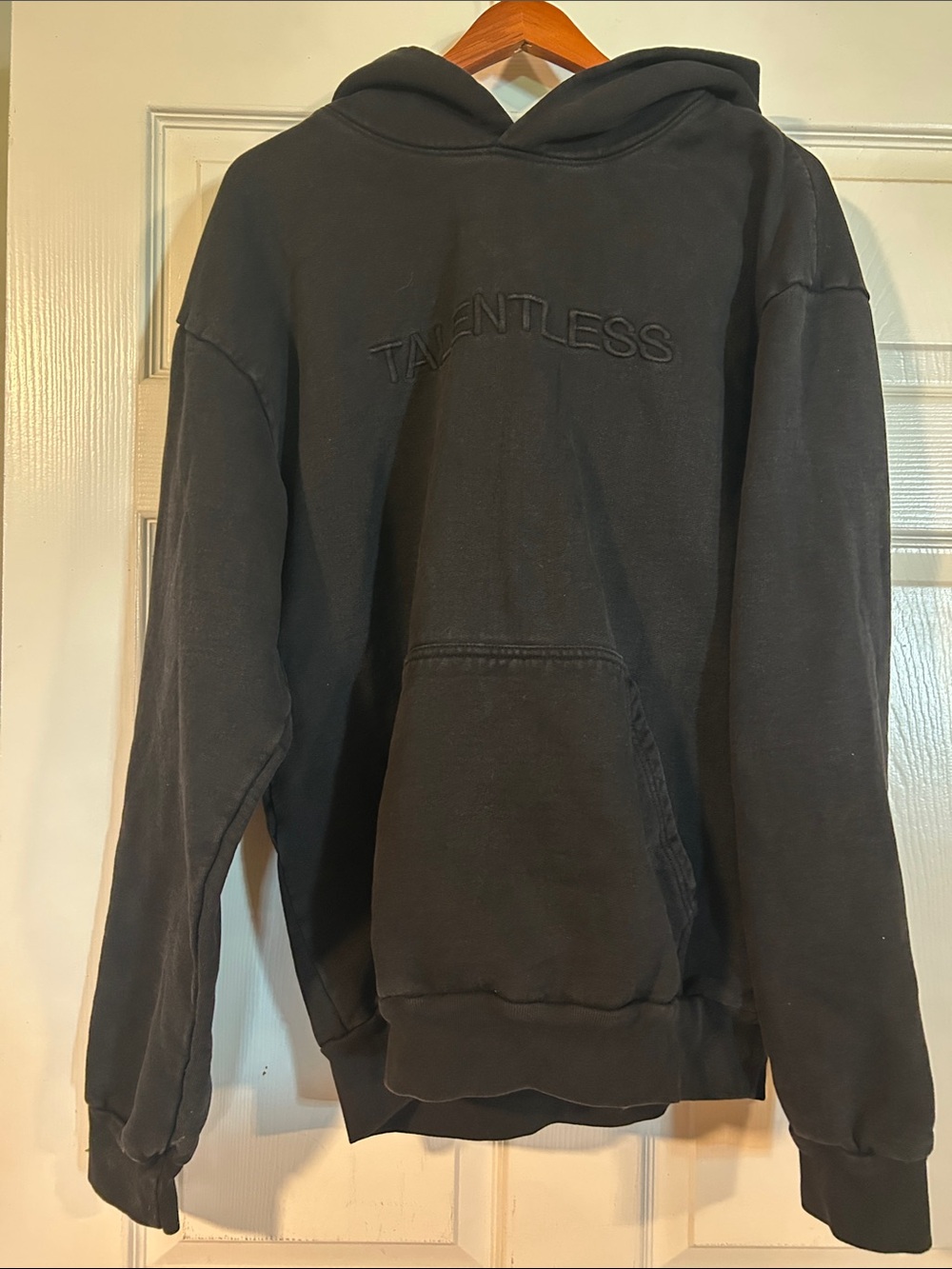 TALENTLESS Black Embroidered Crewneck Hoodie